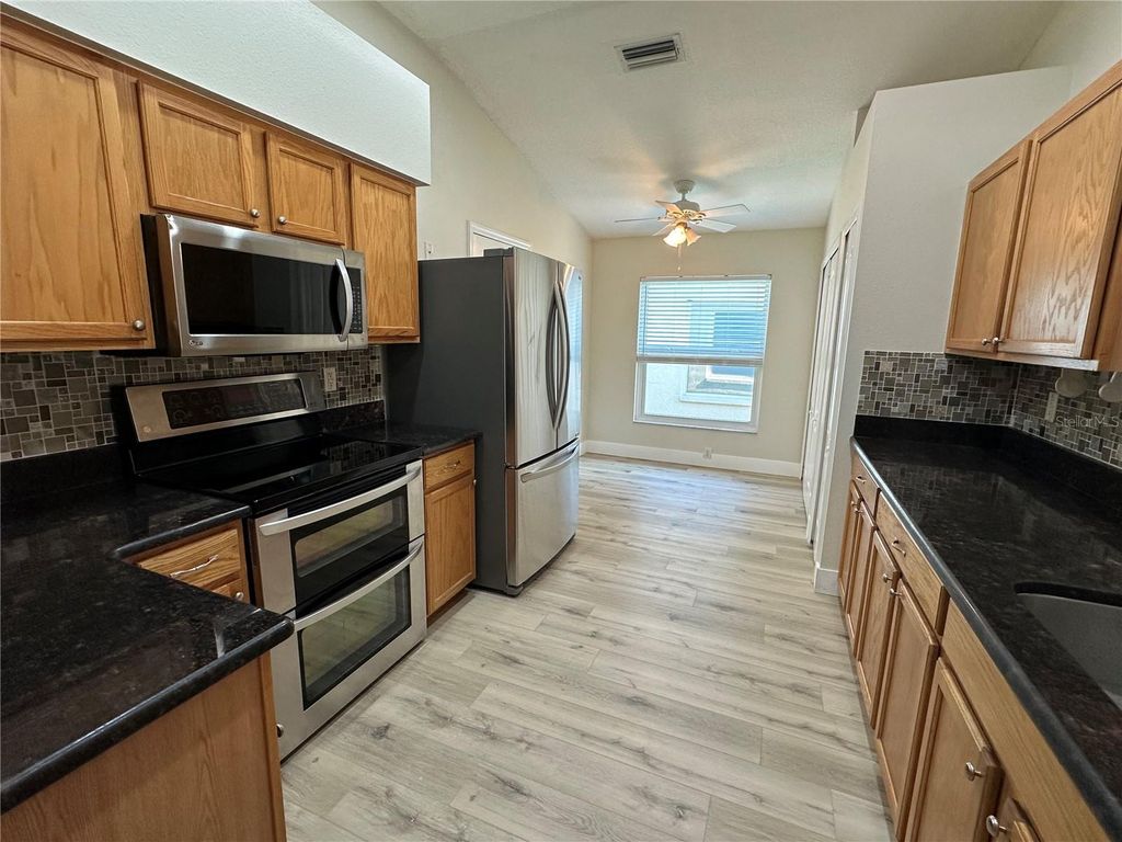 Photo of 943 Summer Breeze Drive, Brandon, FL 33511 (MLS # TB8453379)