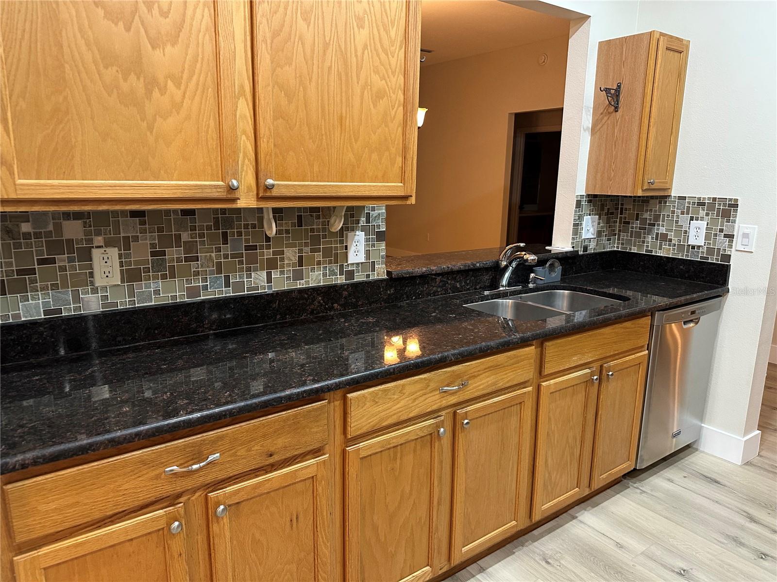 943 SUMMER BREEZE DRIVE