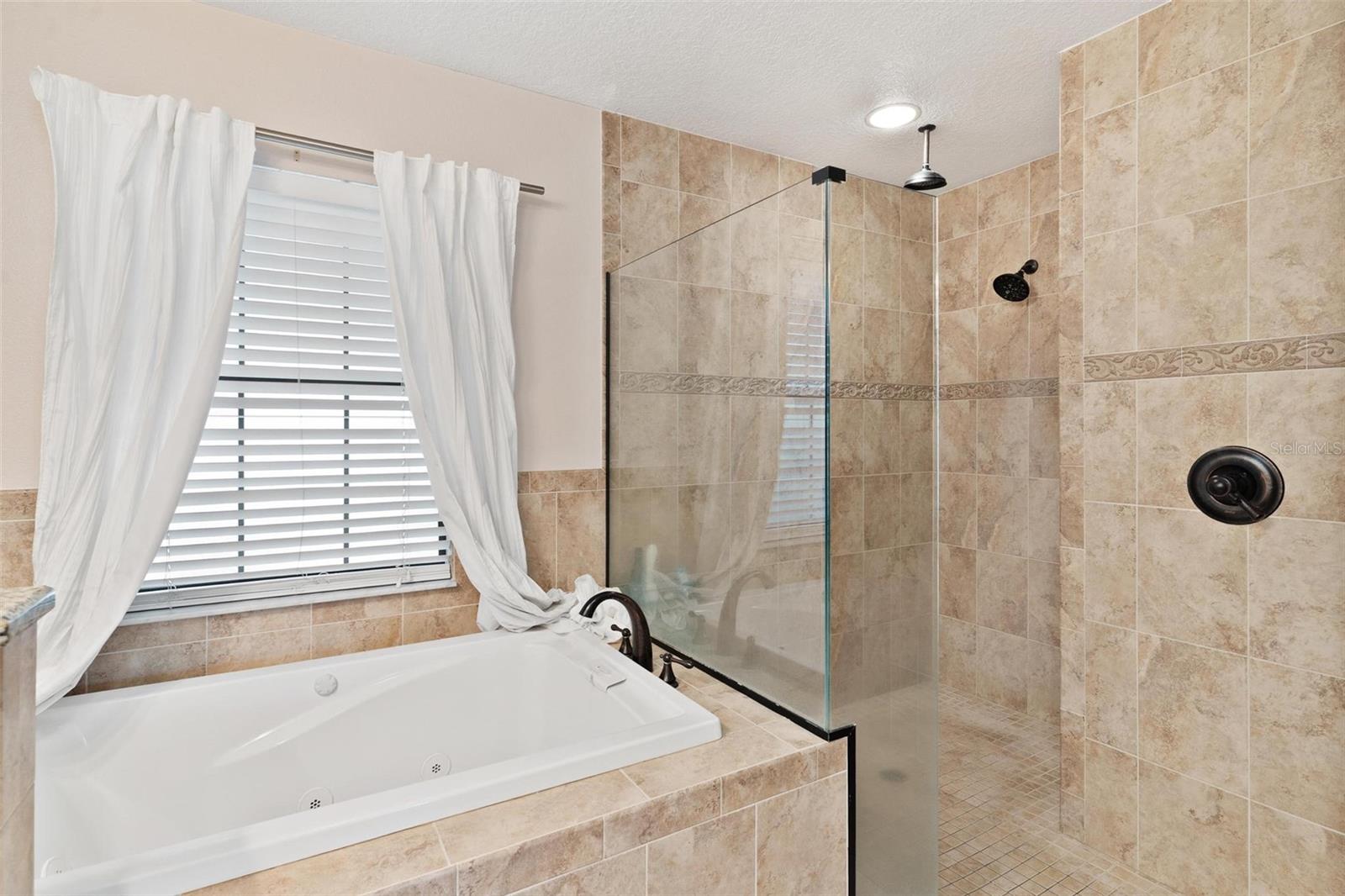 FRUITLAND PARK - Residential