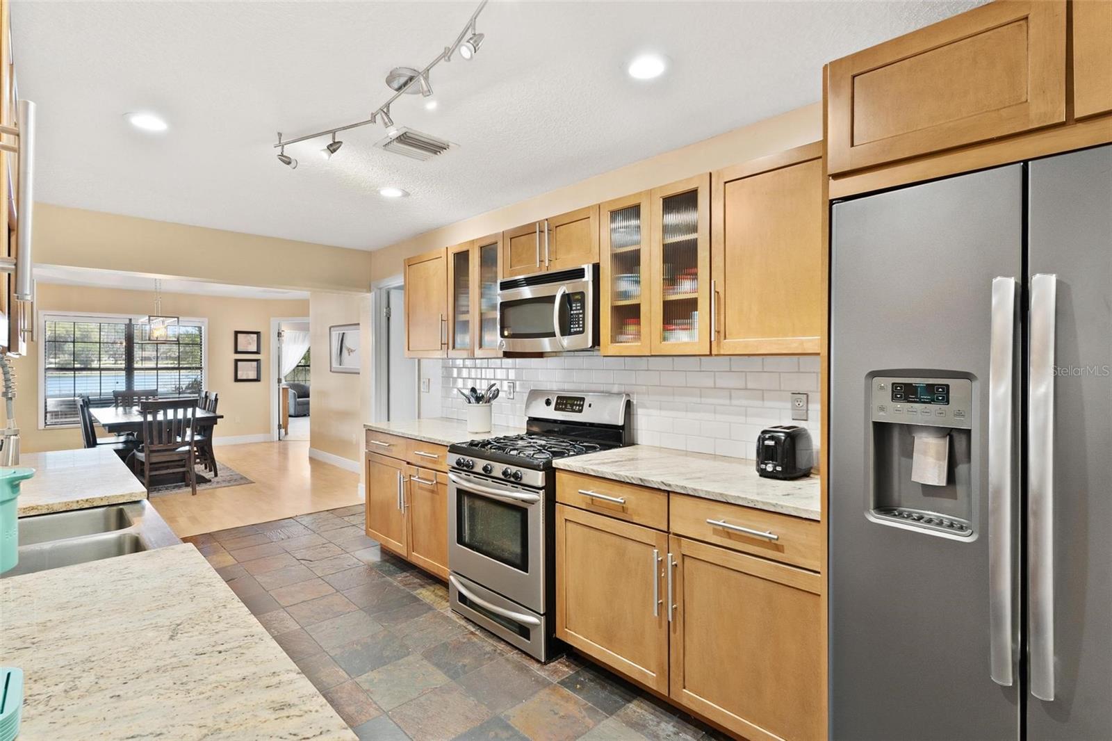 FRUITLAND PARK - Residential