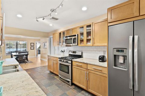 Tiny photo for 405 W Mirror Lake Drive, Fruitland Park, FL 34731 (MLS # G5108977)