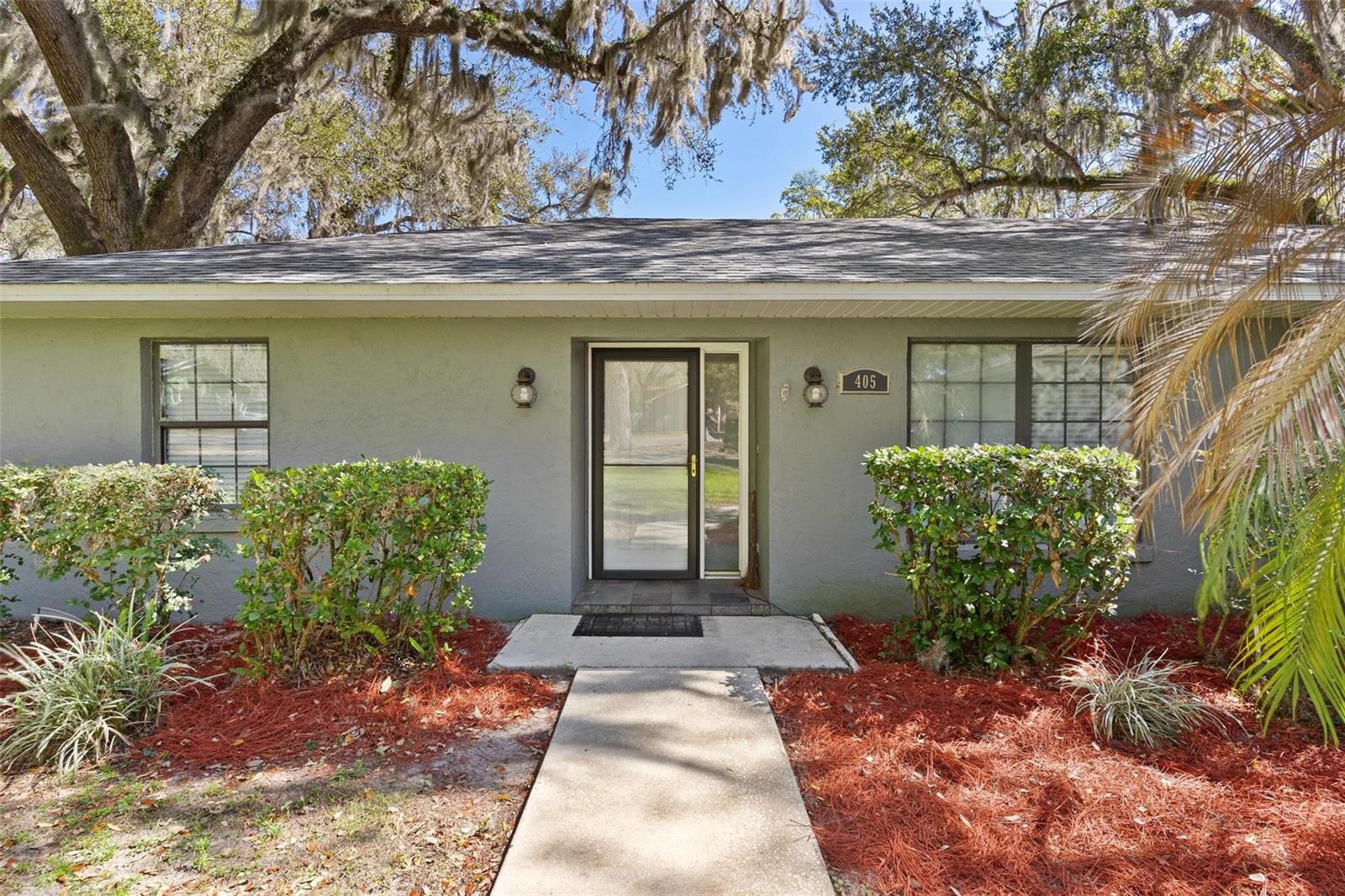 FRUITLAND PARK - Residential