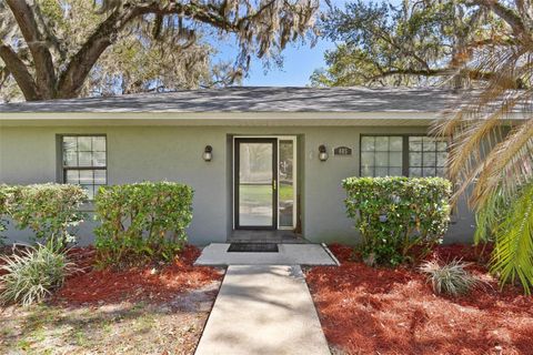 Tiny photo for 405 W Mirror Lake Drive, Fruitland Park, FL 34731 (MLS # G5108977)