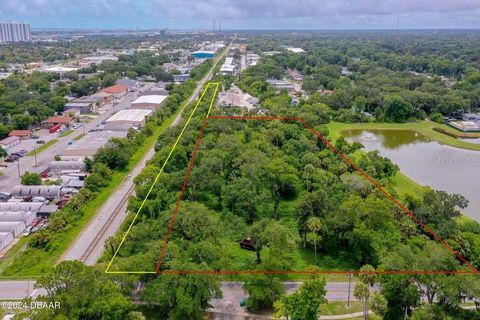 403 10TH STREET DAYTONA BEACH FL 32117
