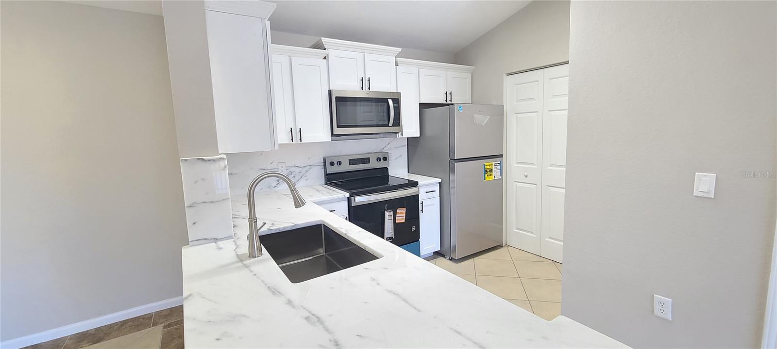 VILLAGGIO ON LAKES - Residential