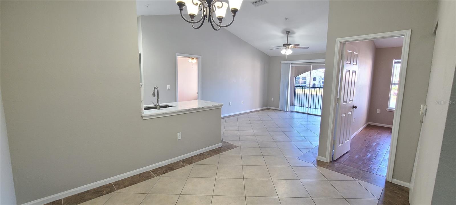 VILLAGGIO ON LAKES - Residential