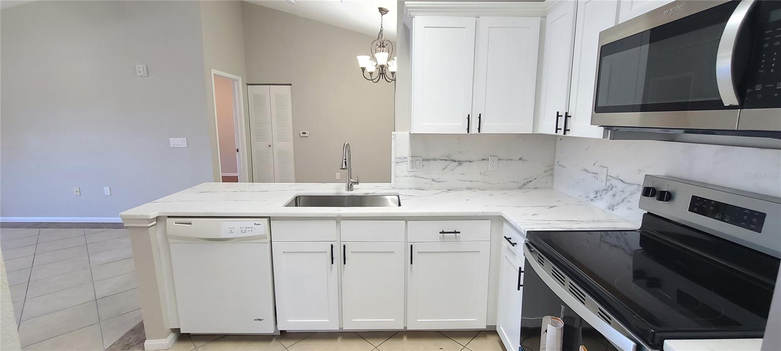 VILLAGGIO ON LAKES - Residential