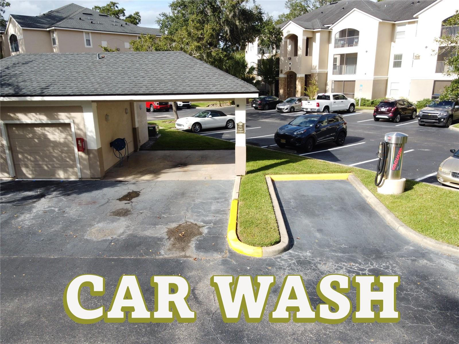 VILLAGGIO ON LAKES - Residential