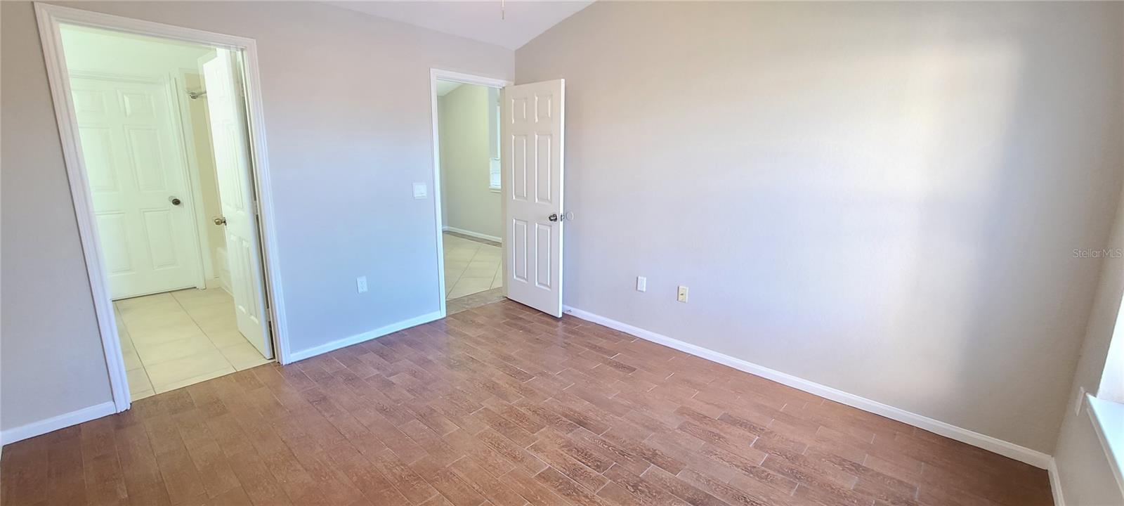 VILLAGGIO ON LAKES - Residential