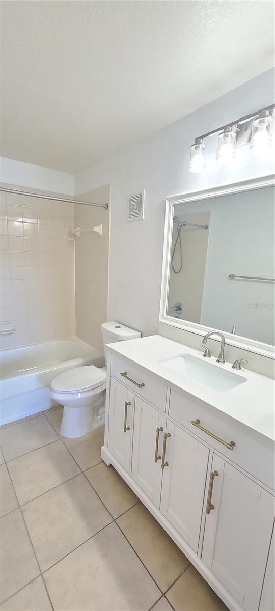 VILLAGGIO ON LAKES - Residential