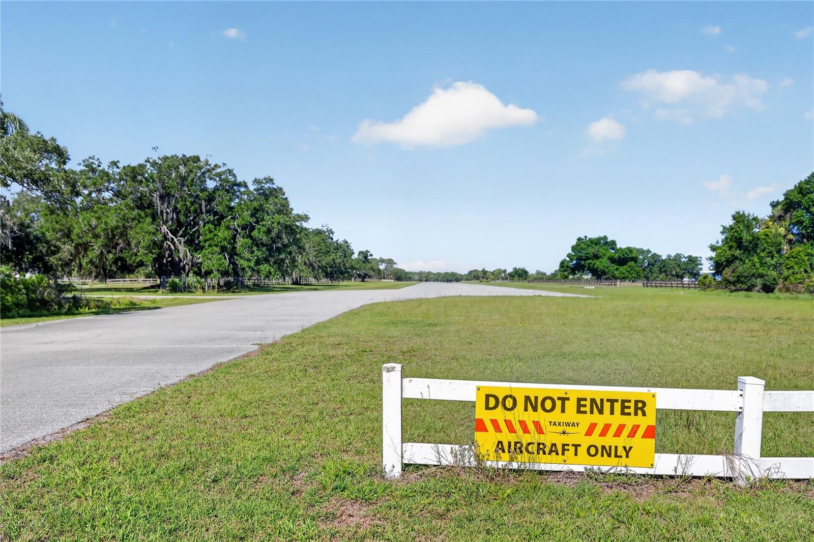 HIDDEN RIVER - Residential