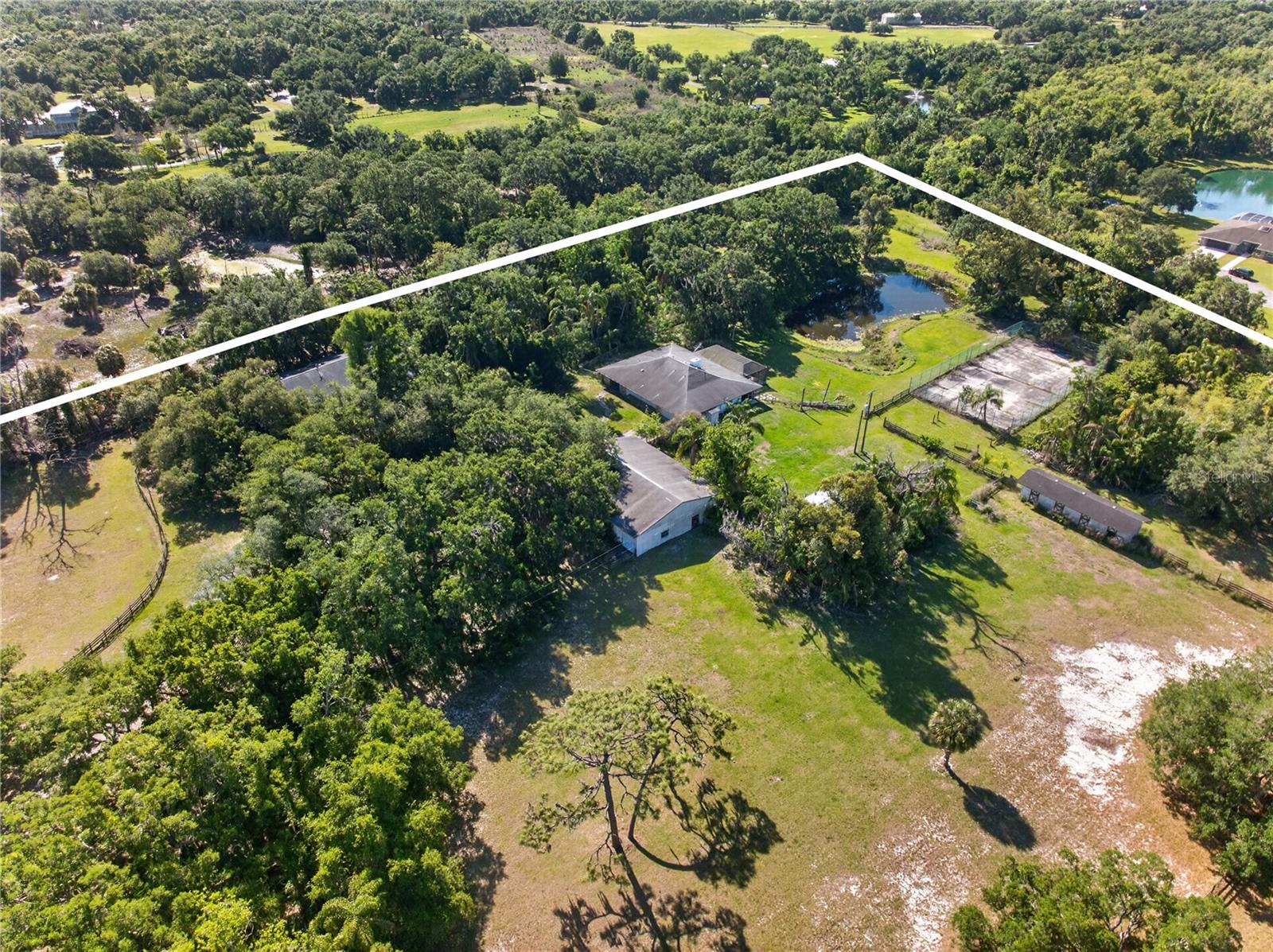 HIDDEN RIVER - Residential