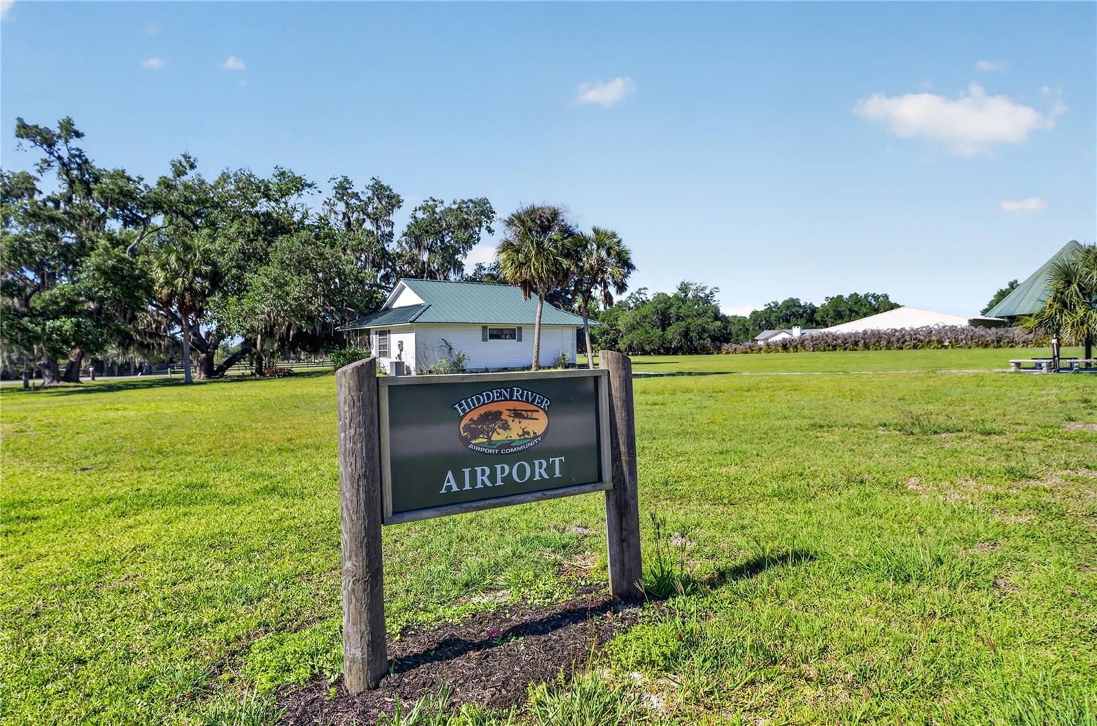 HIDDEN RIVER - Residential