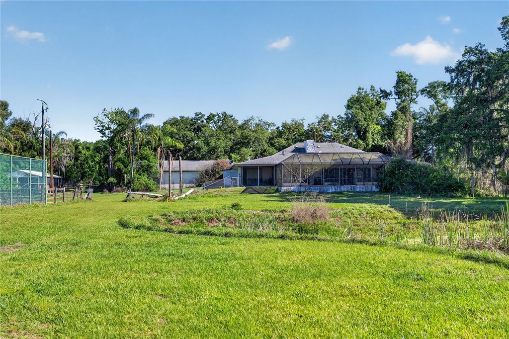 Photo of 3711 Hidden River Road, Sarasota, FL 34240 (MLS # A4690484)