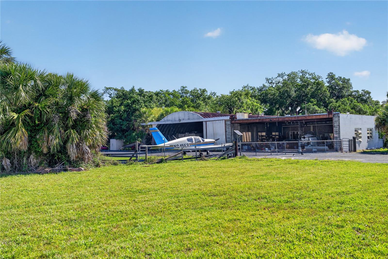 HIDDEN RIVER - Residential