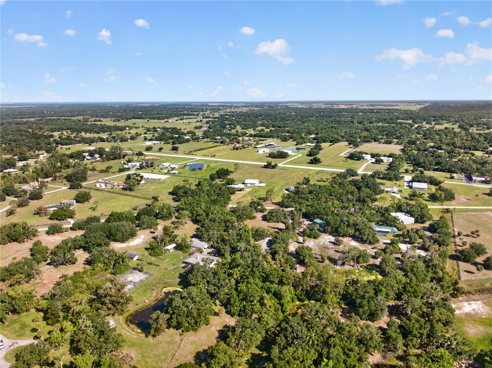 HIDDEN RIVER - Residential