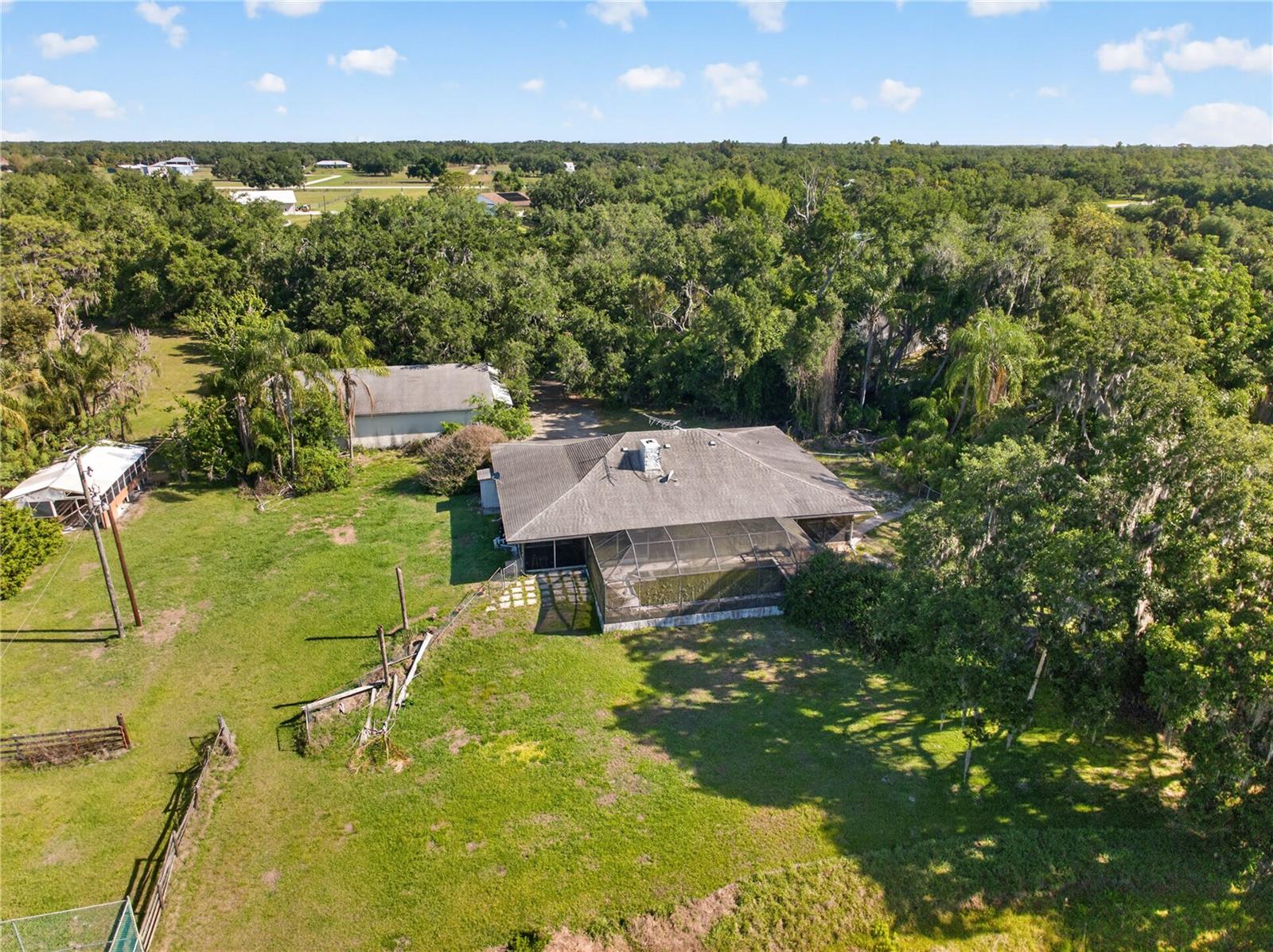 HIDDEN RIVER - Residential