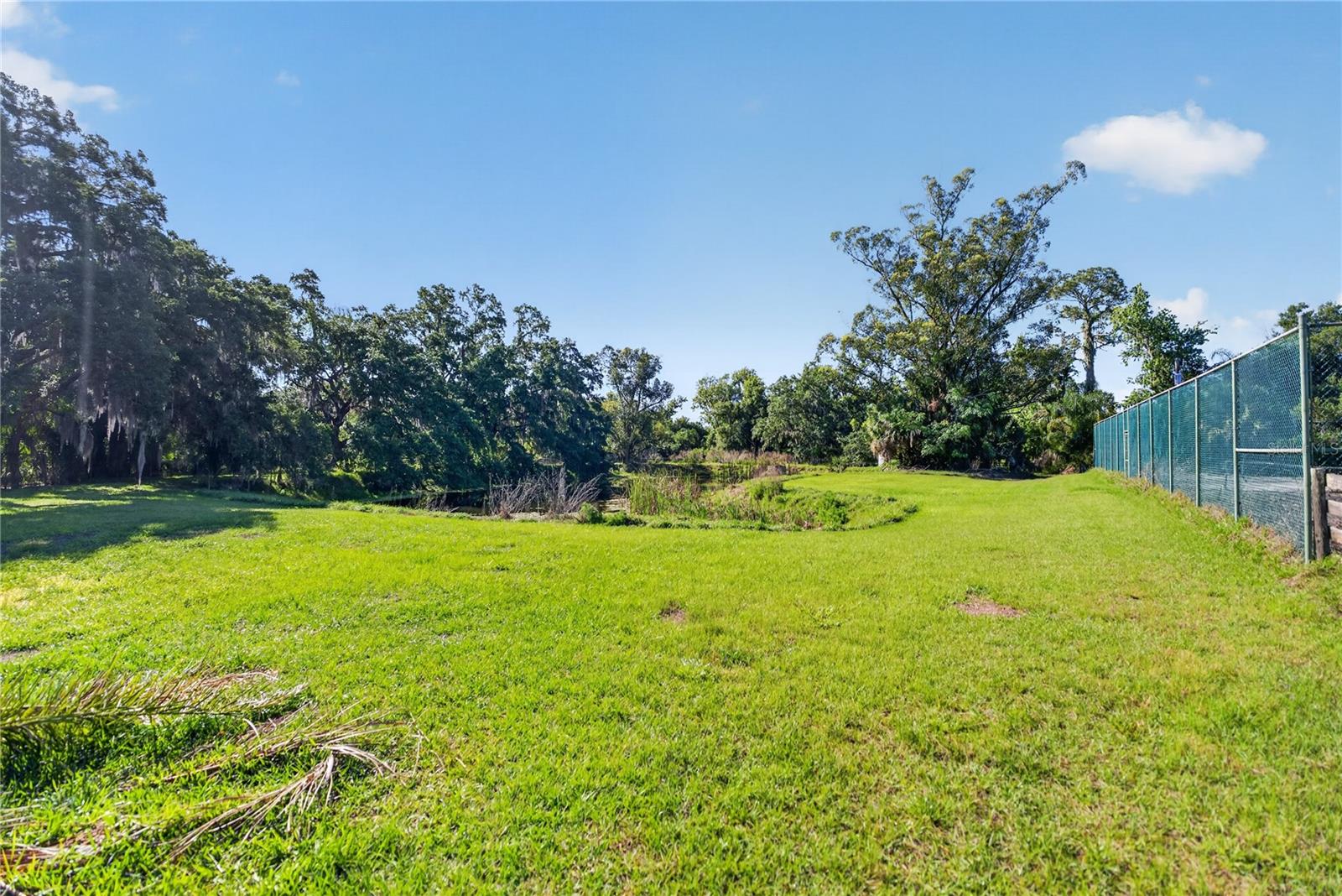 HIDDEN RIVER - Residential