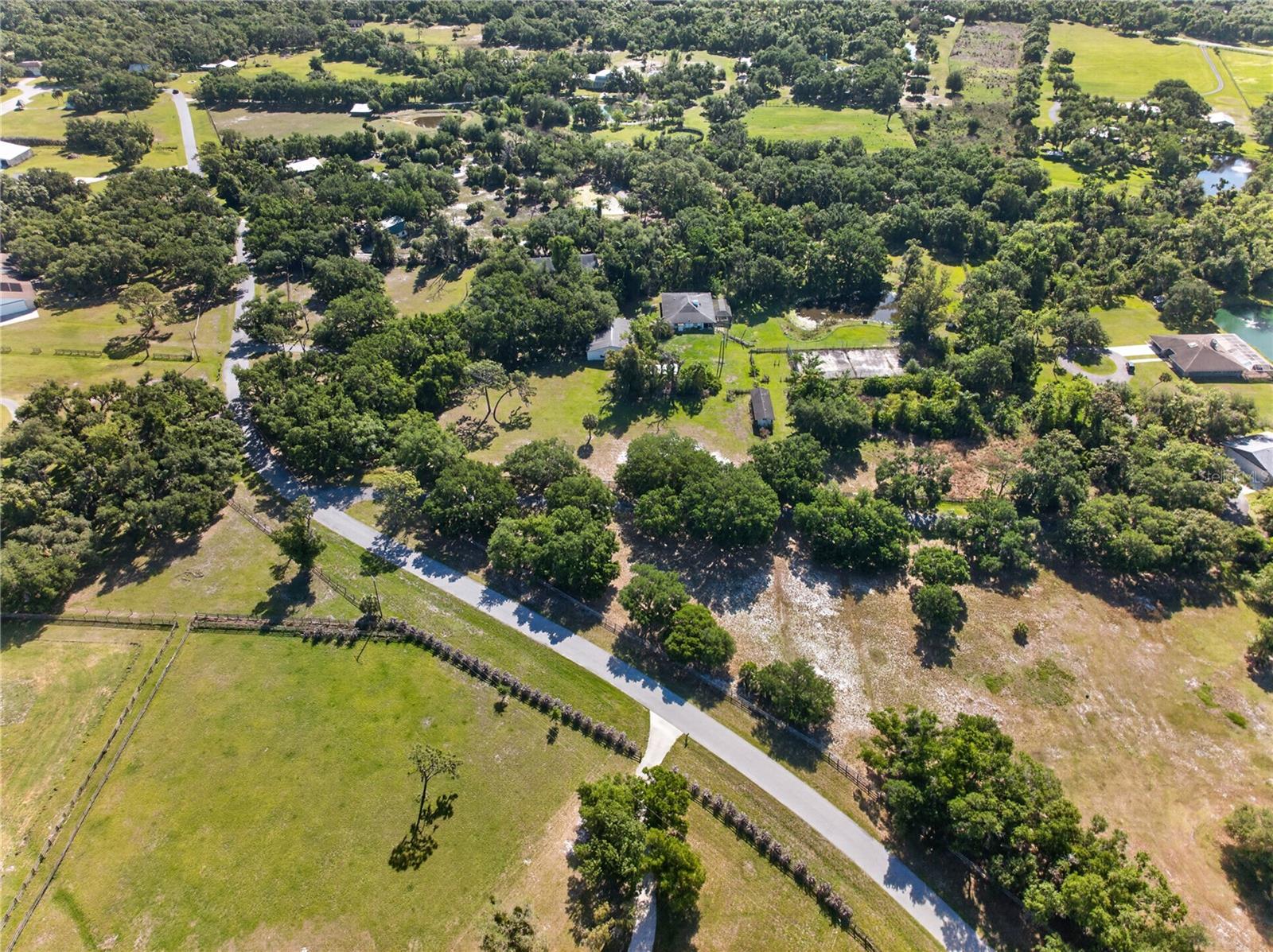 HIDDEN RIVER - Residential