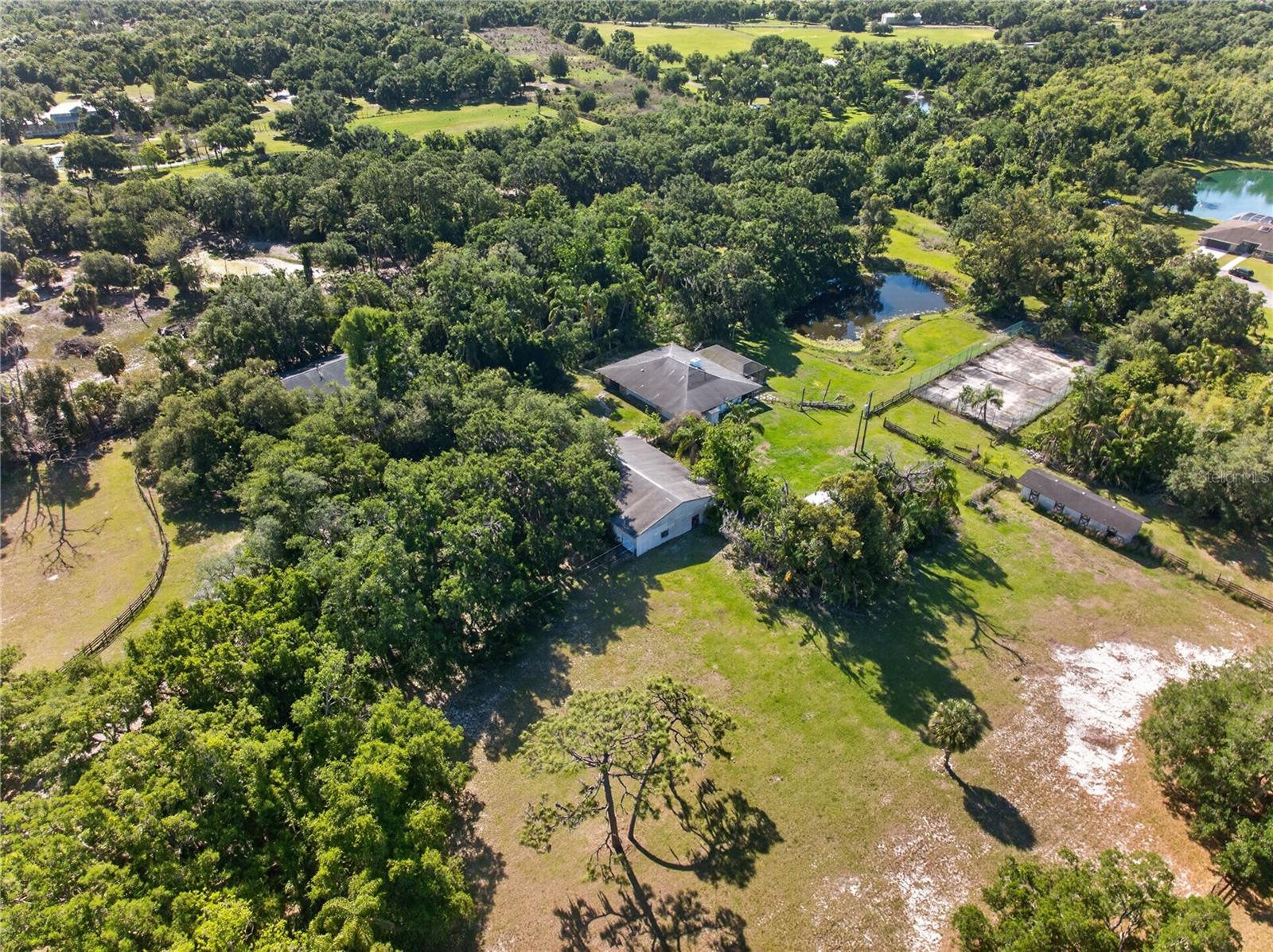 HIDDEN RIVER - Residential