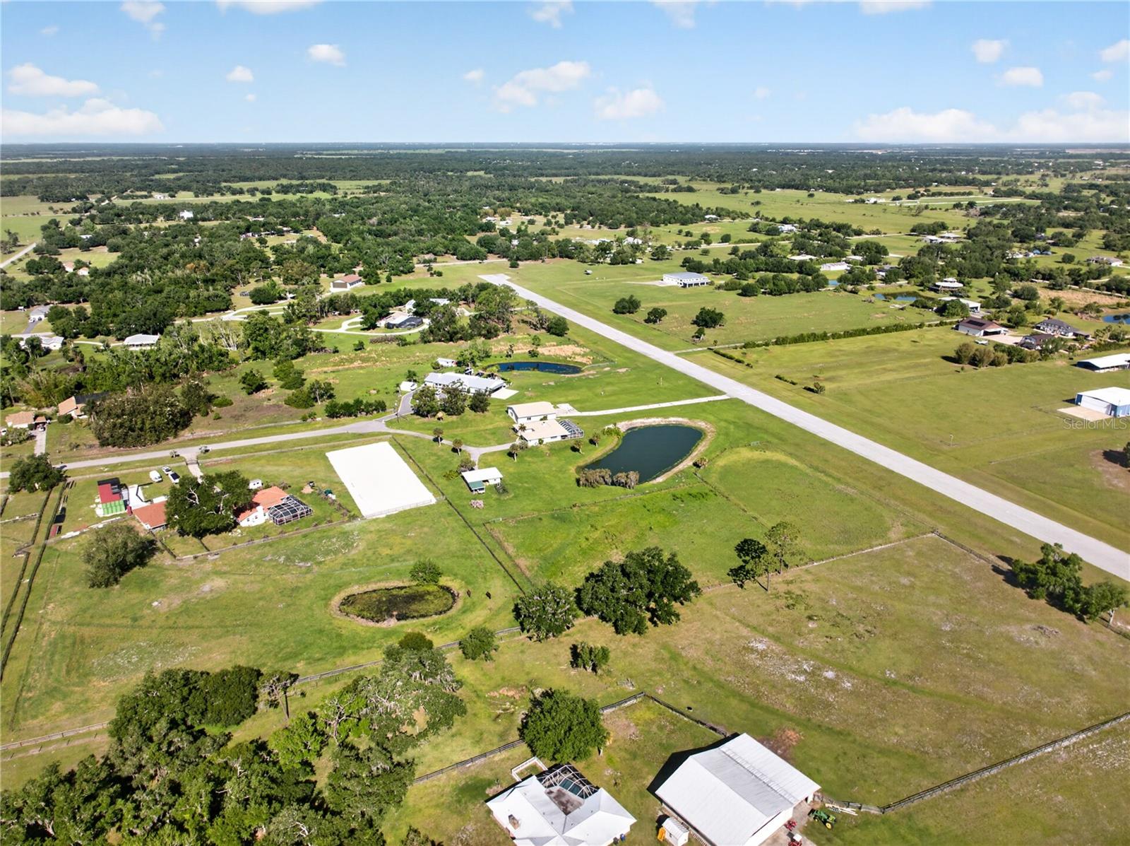 HIDDEN RIVER - Residential