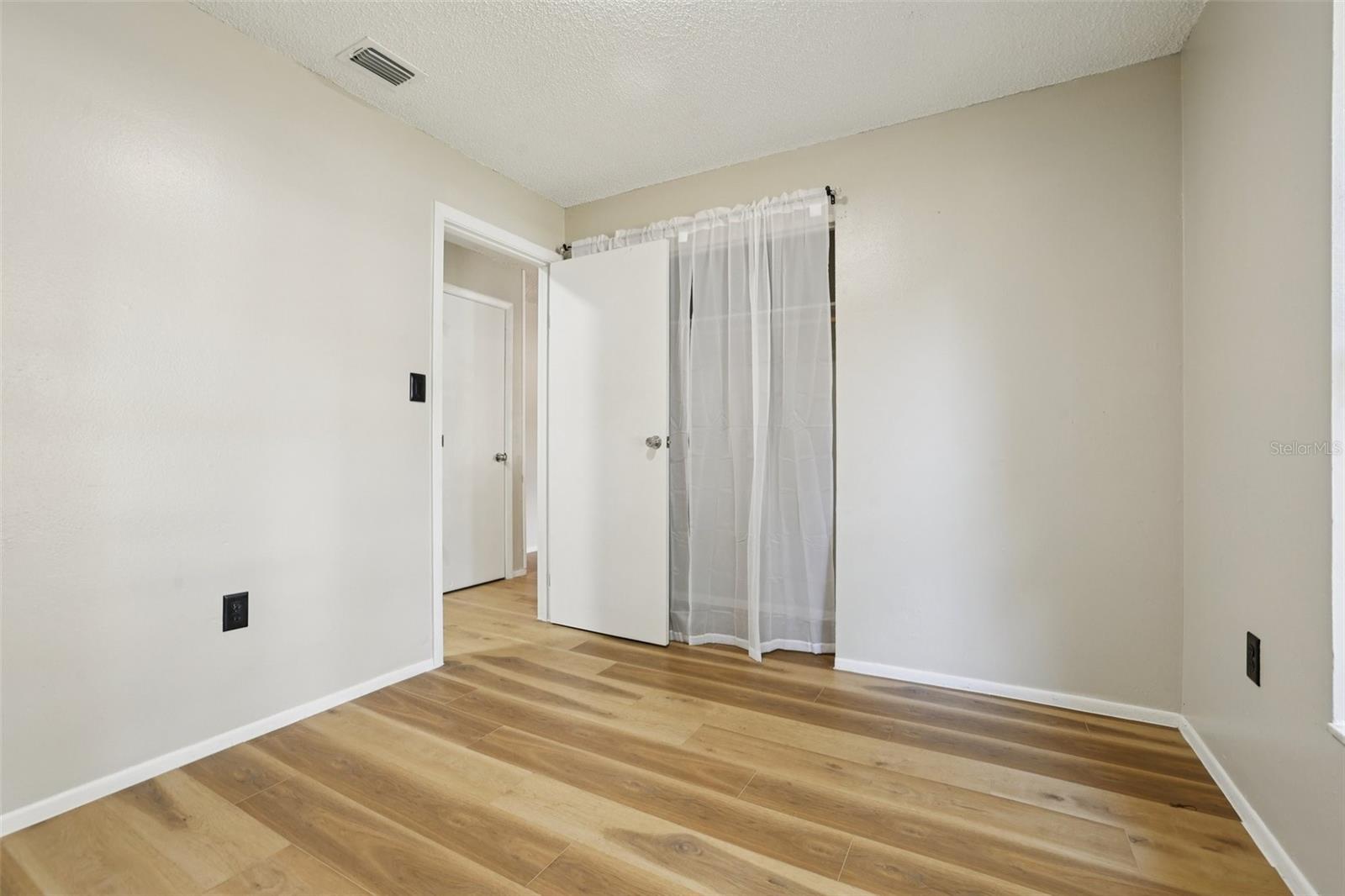 TAVARES WOODLEA SUB - Residential