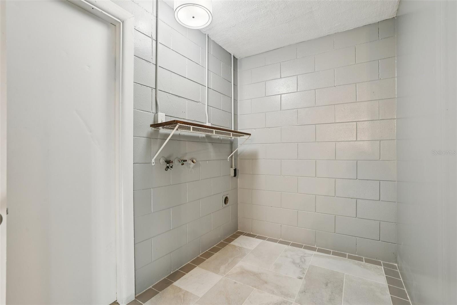 TAVARES WOODLEA SUB - Residential