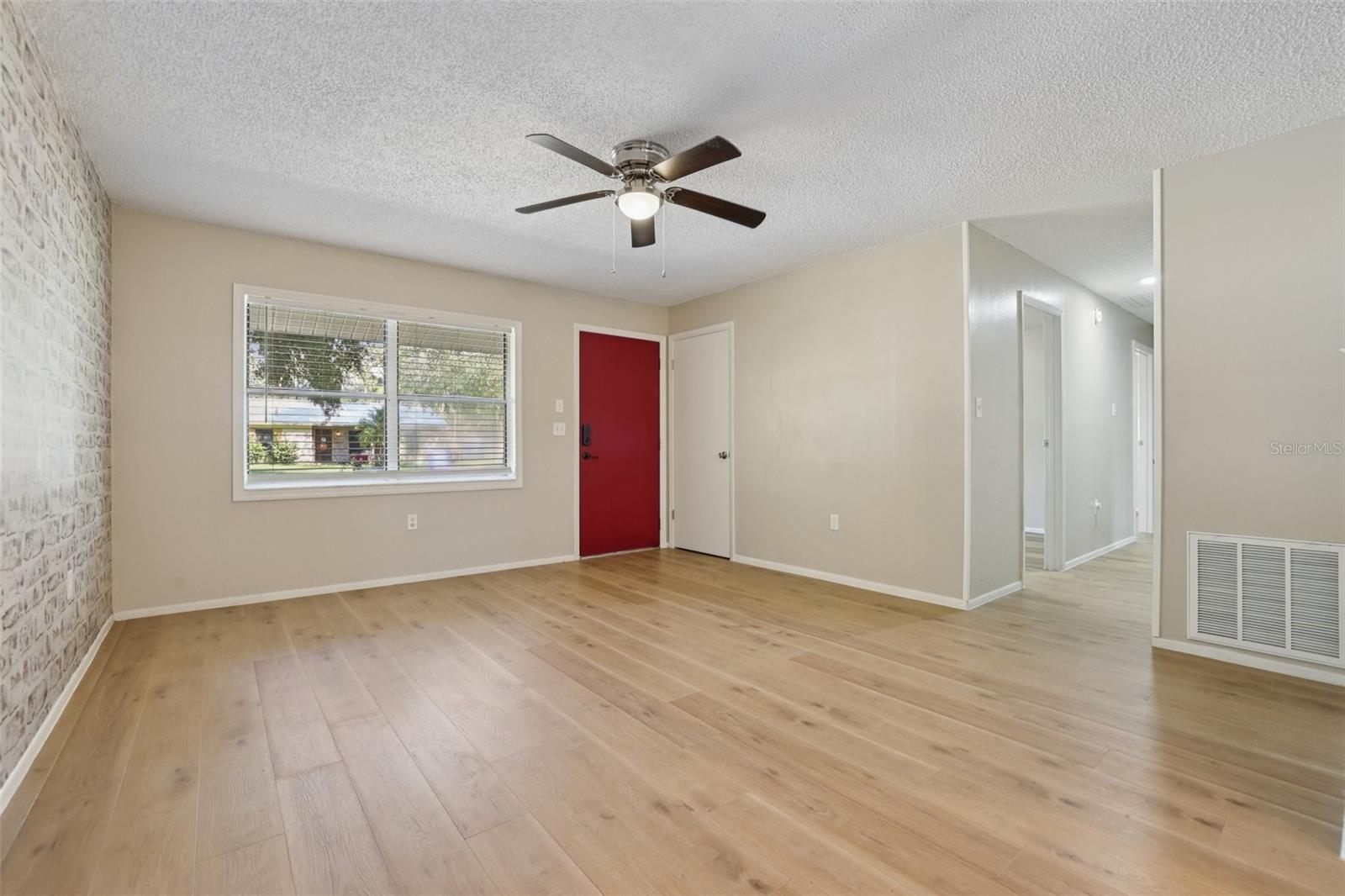 TAVARES WOODLEA SUB - Residential