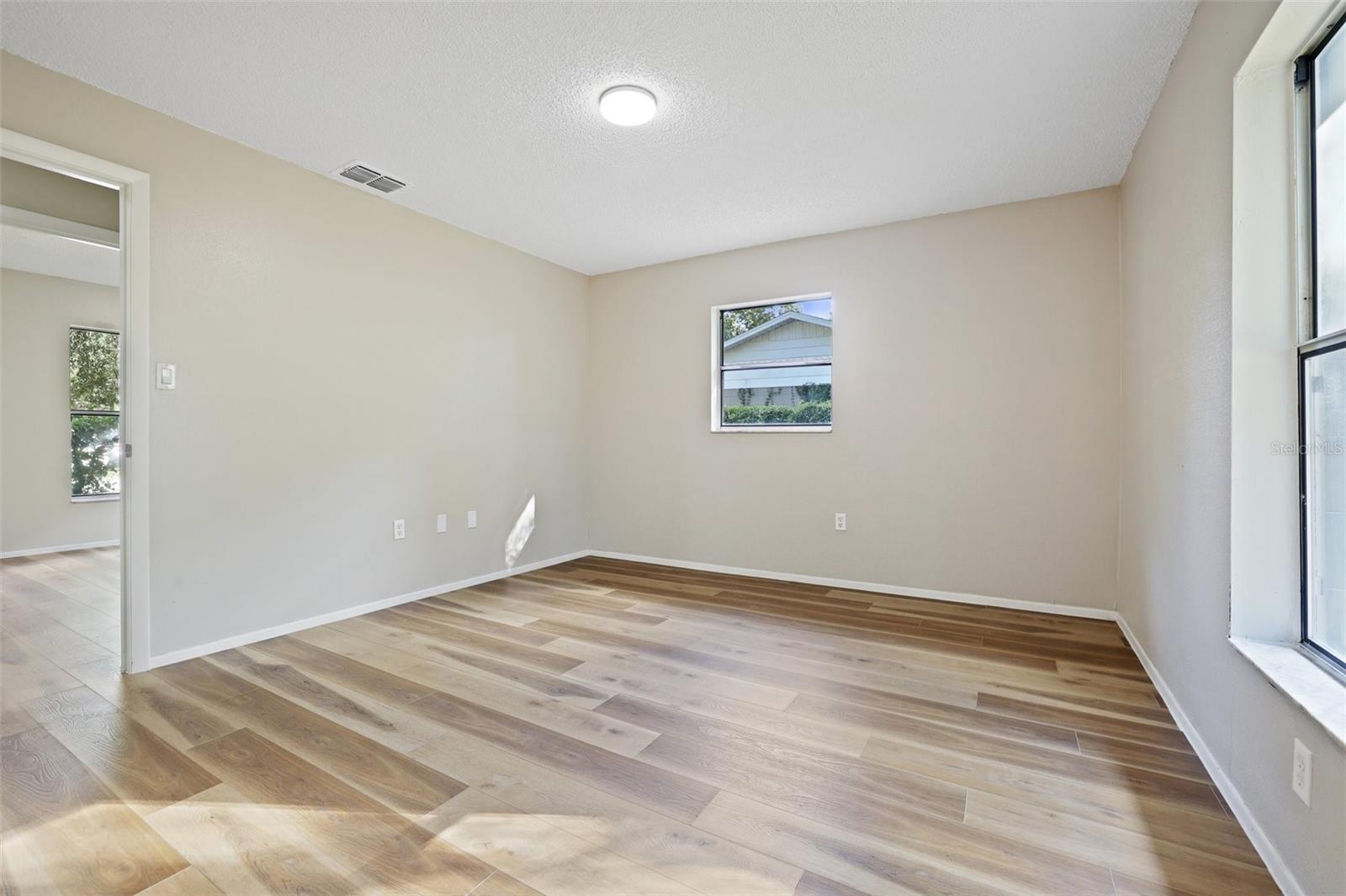 TAVARES WOODLEA SUB - Residential