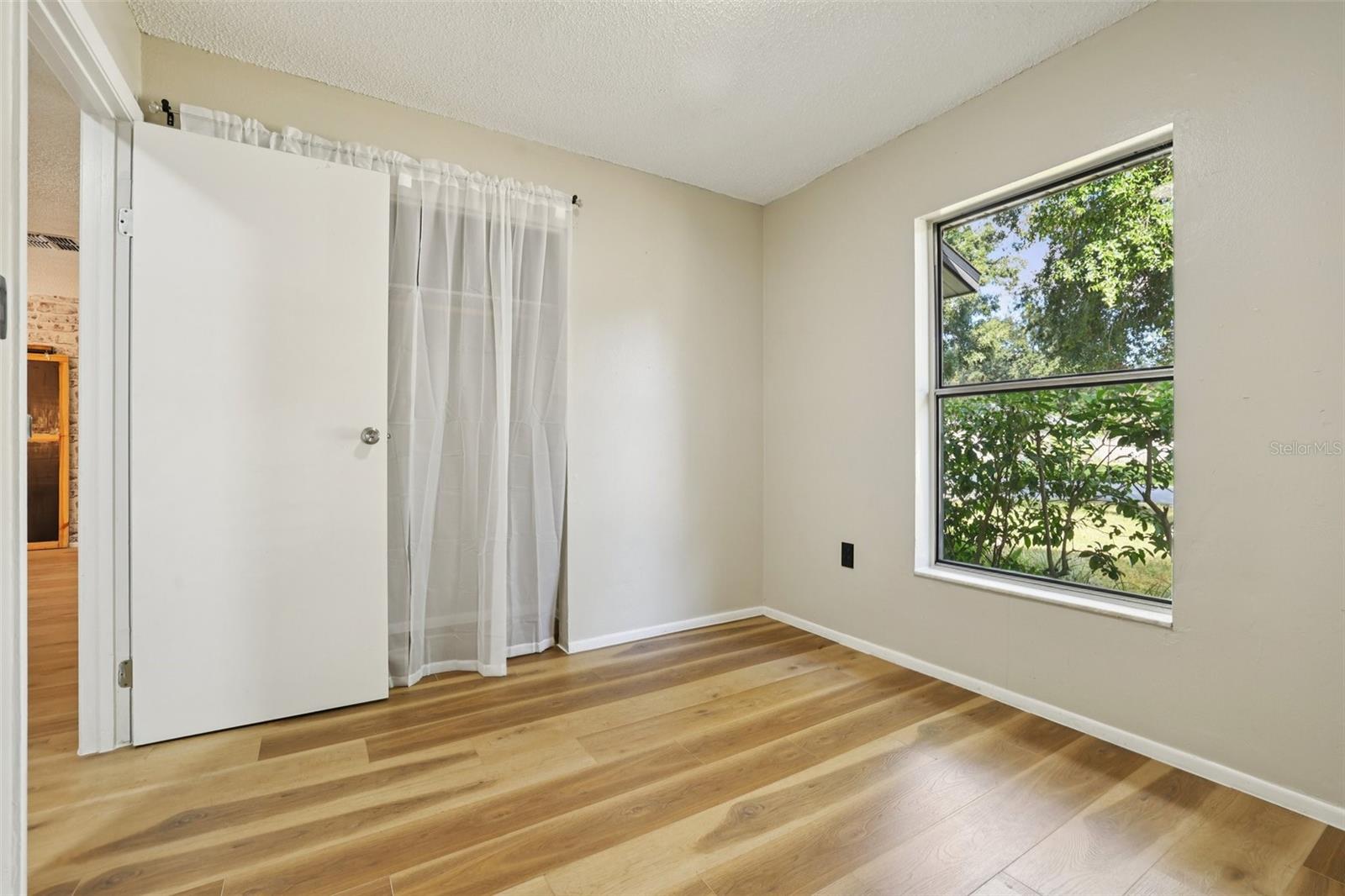 TAVARES WOODLEA SUB - Residential