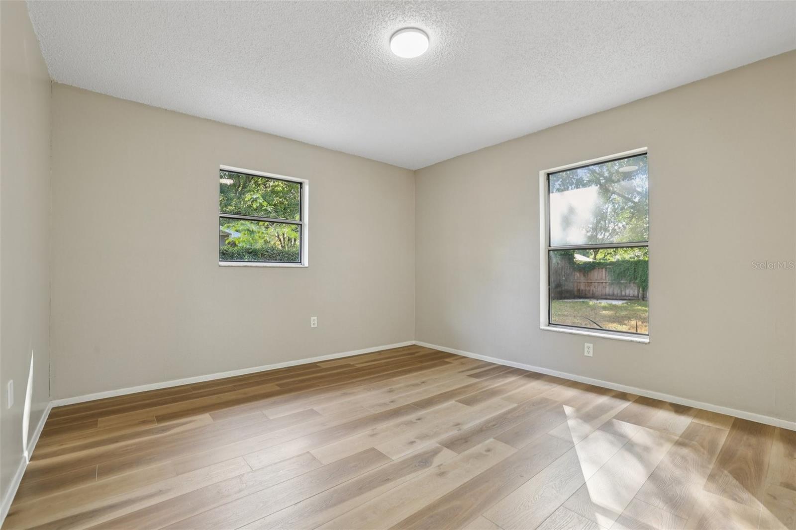 TAVARES WOODLEA SUB - Residential