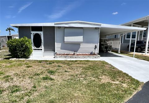 657 MOUNT NEW CASTLE AVENUE NE 671 ST PETERSBURG FL 33702