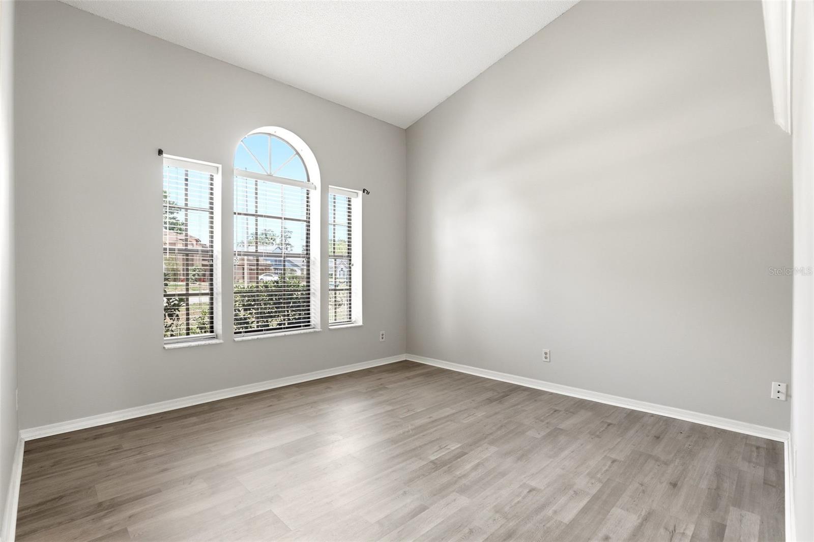 HIDDEN OAK ESTATES - Residential