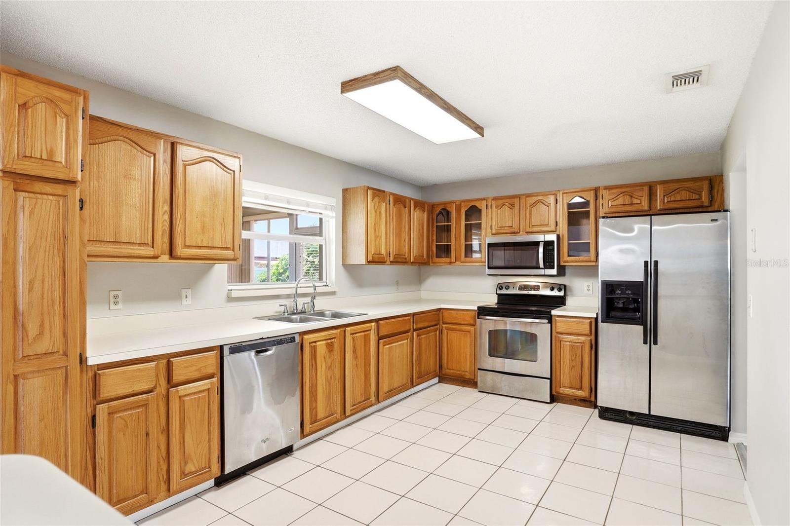 HIDDEN OAK ESTATES - Residential