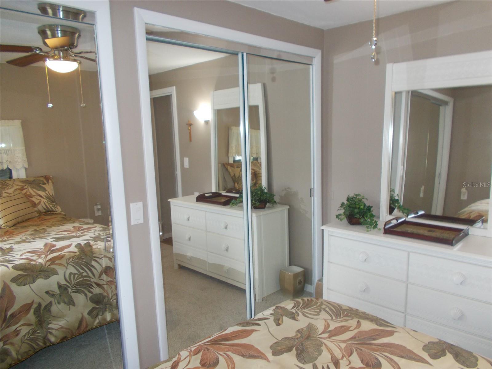 HOLIDAY PARK - Residential