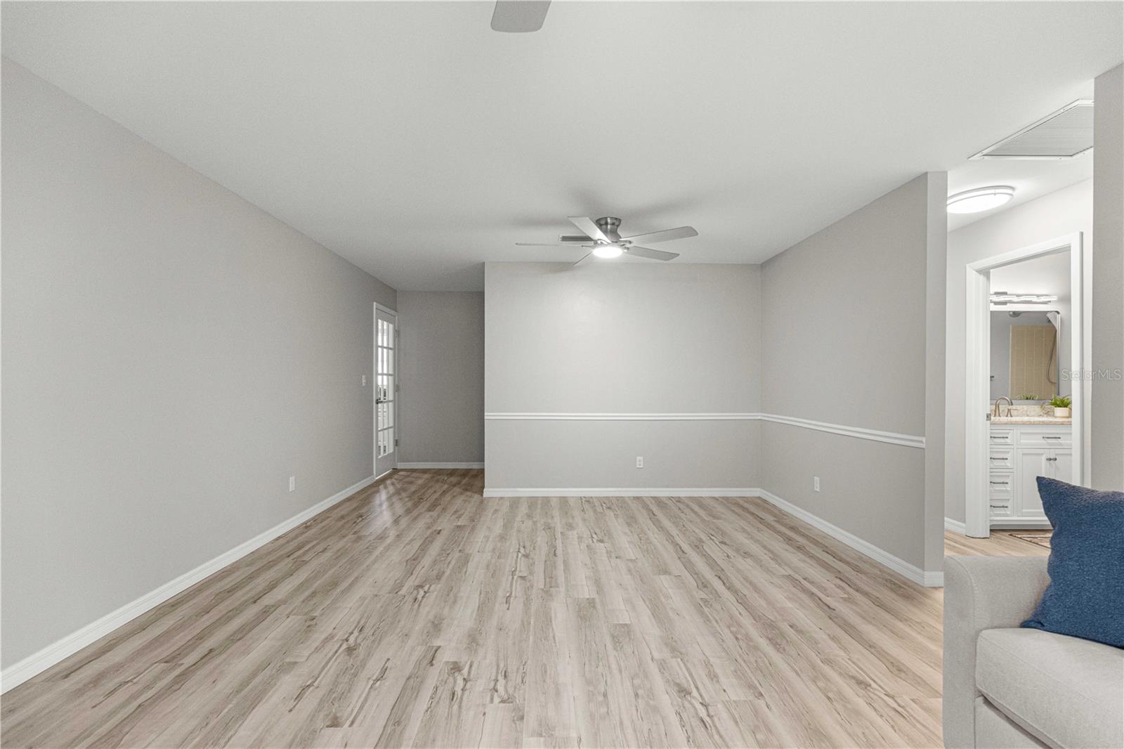 ON TOP OF THE WORLD - Residential