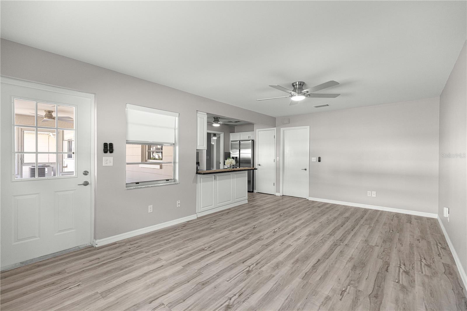 ON TOP OF THE WORLD - Residential