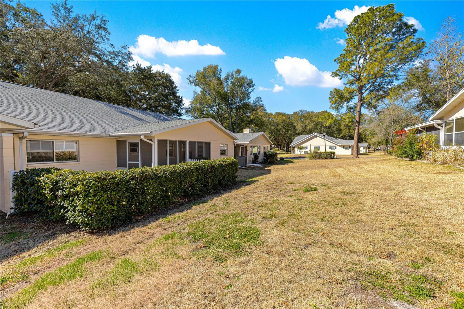 ON TOP OF THE WORLD - Residential