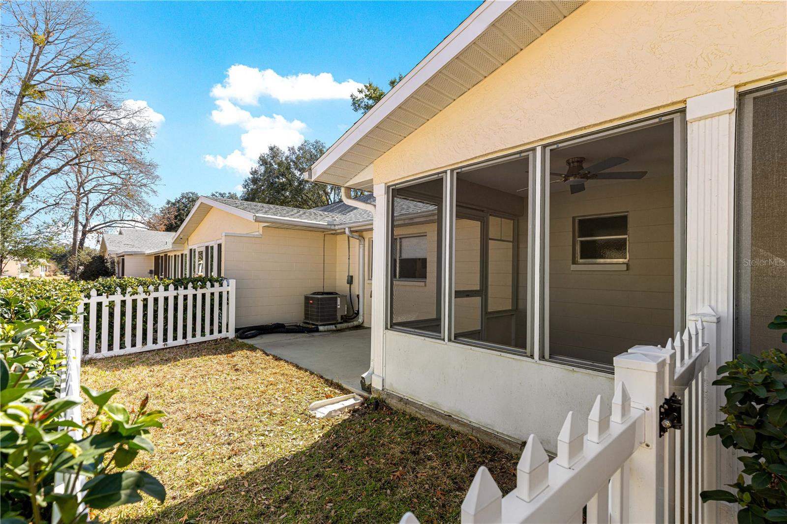 ON TOP OF THE WORLD - Residential