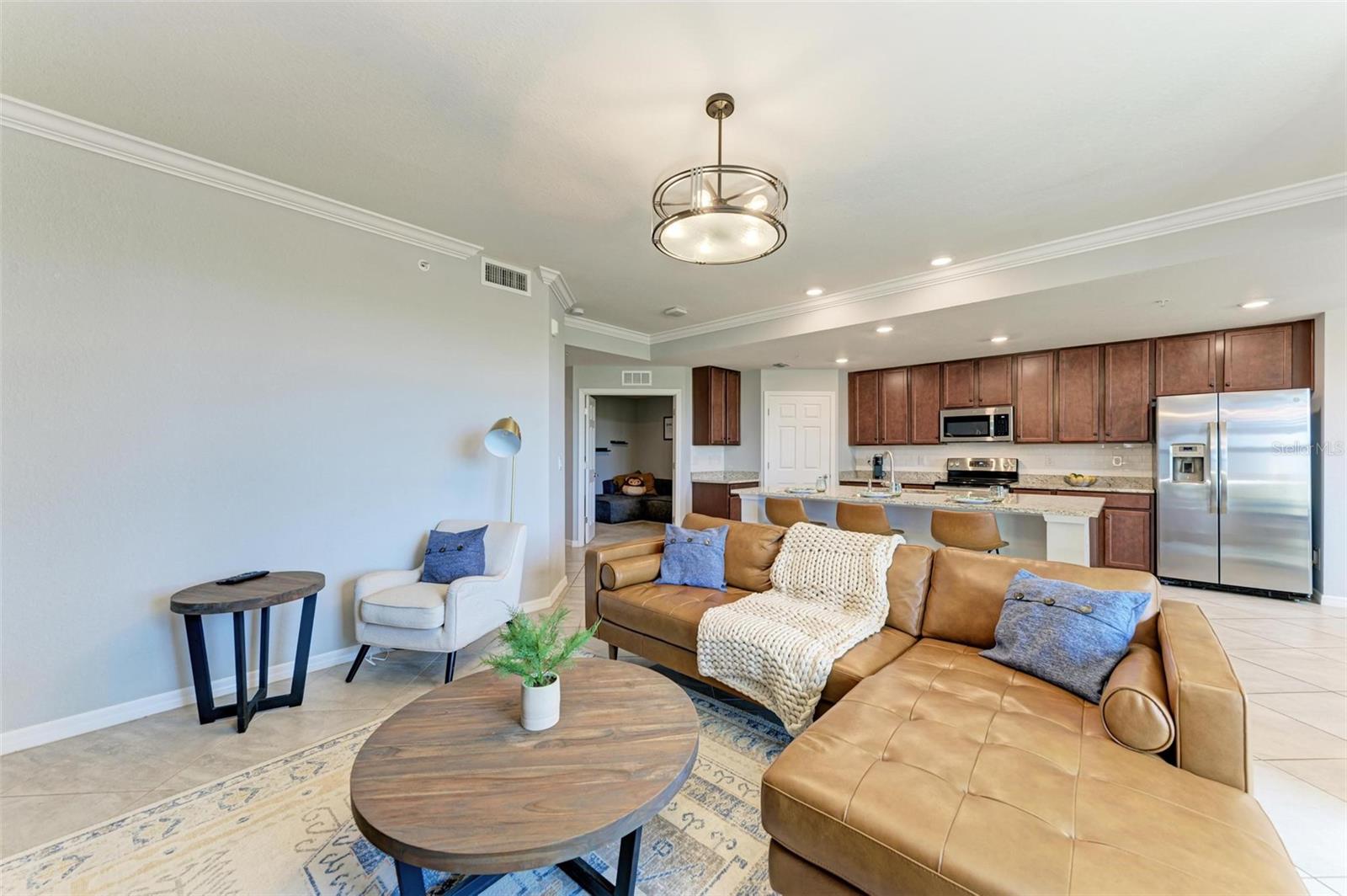 VERANDA V AT LAKEWOOD NATIONAL PH II - Residential Lease