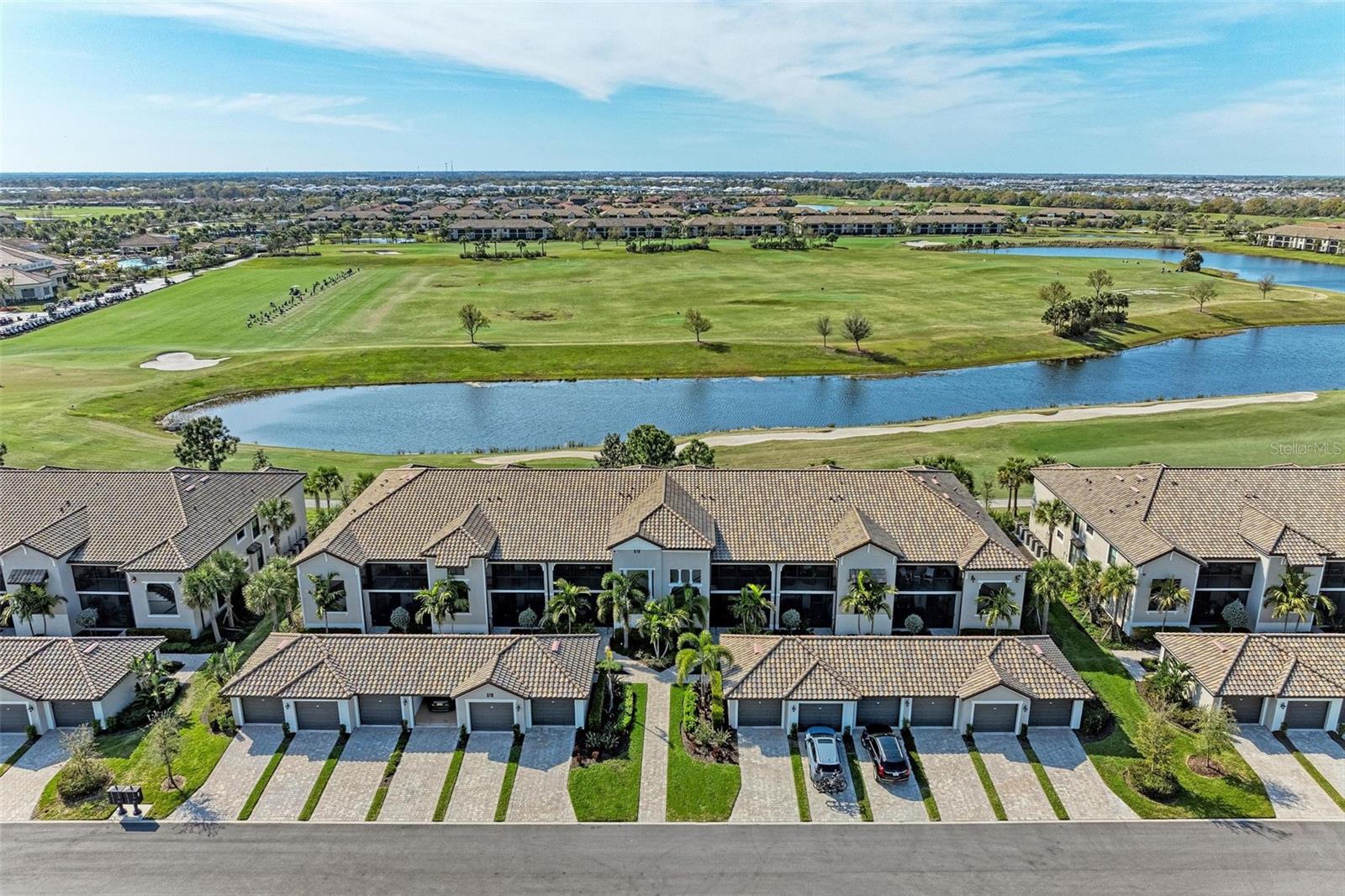 VERANDA V AT LAKEWOOD NATIONAL PH II - Residential Lease