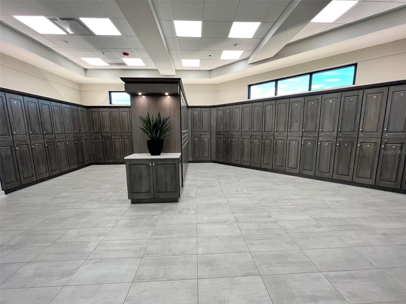 VERANDA V AT LAKEWOOD NATIONAL PH II - Residential Lease