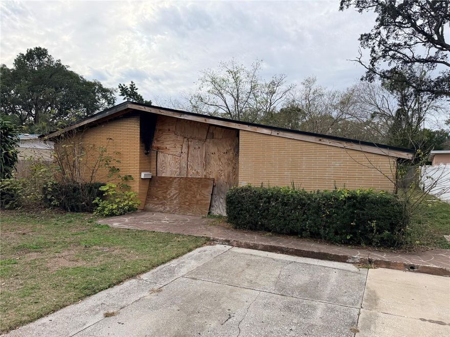 Super rare opportunity to renovate the existing home or build new. Property offers flexible use for an end user or builder. Existing structure sold as-is. Oversized 61x118.5 lot. Call today!