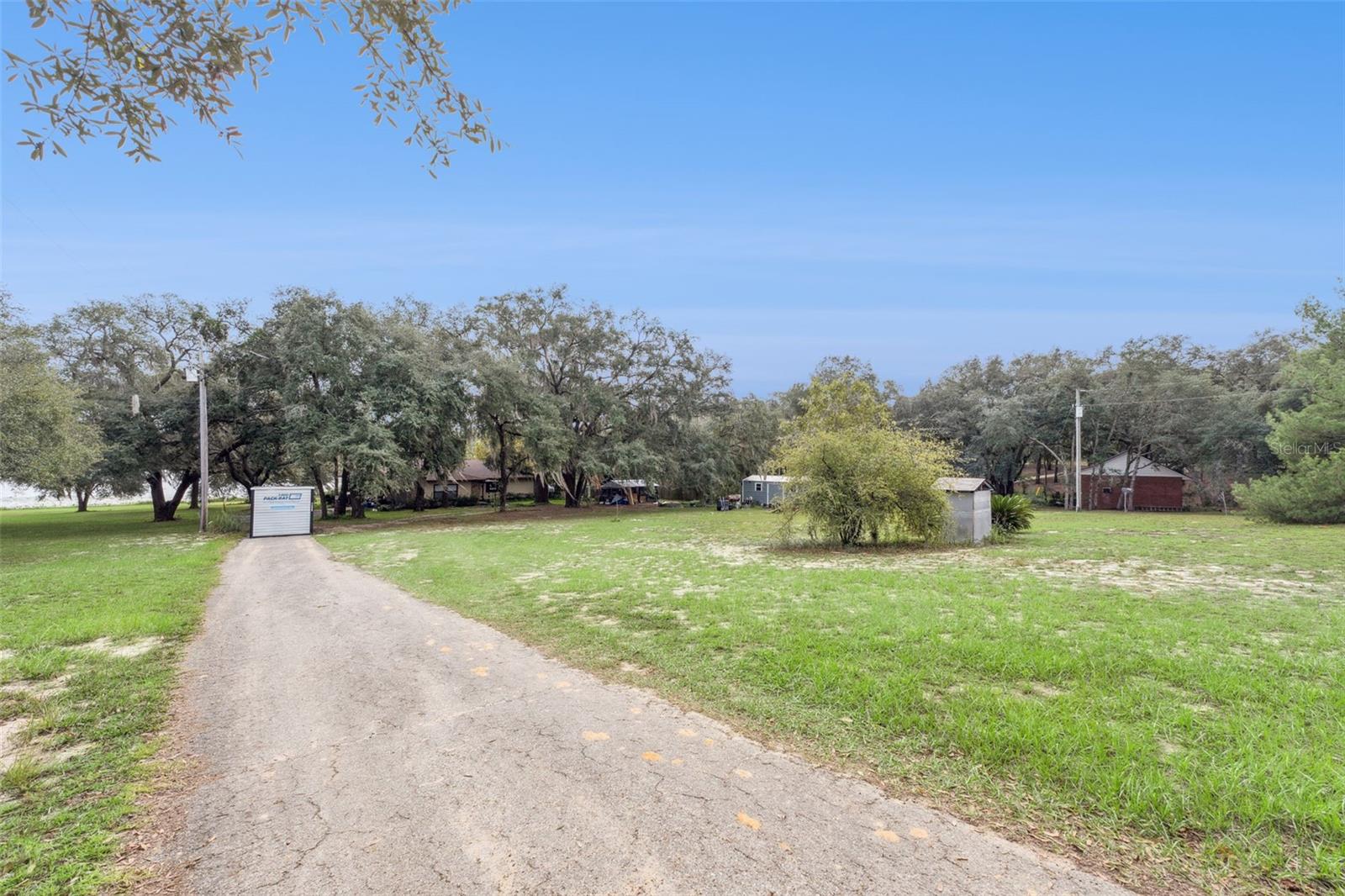 BIG TREE LAKES SEC B - Residential