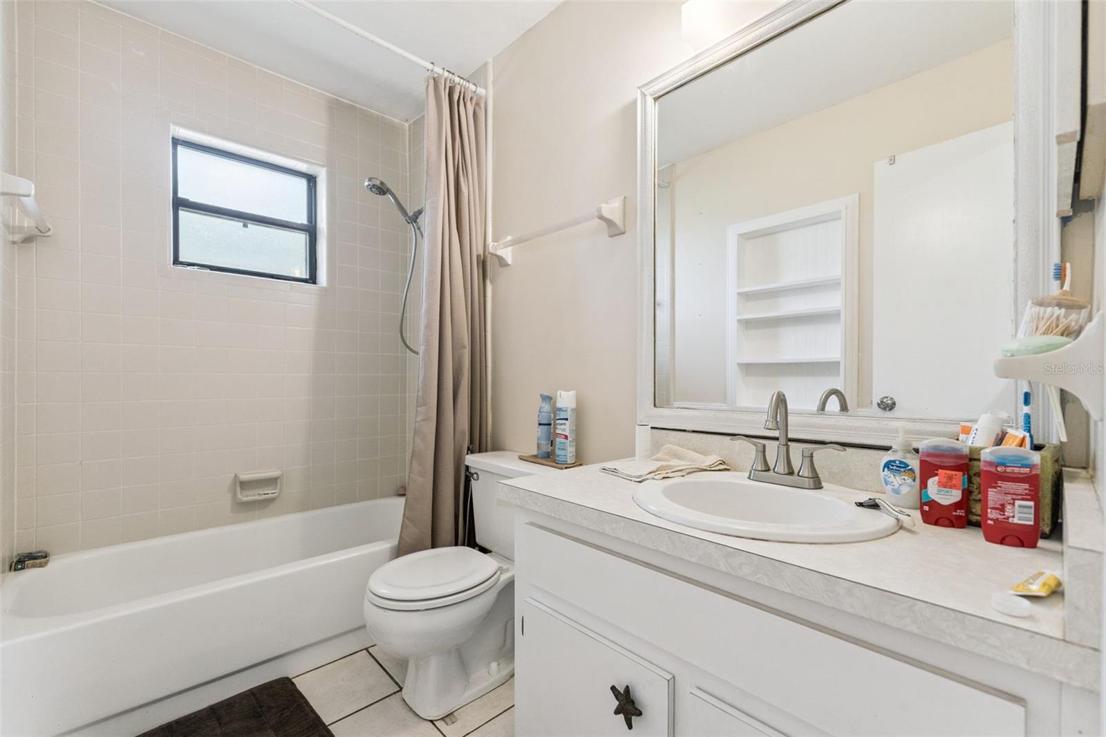 BIG TREE LAKES SEC B - Residential