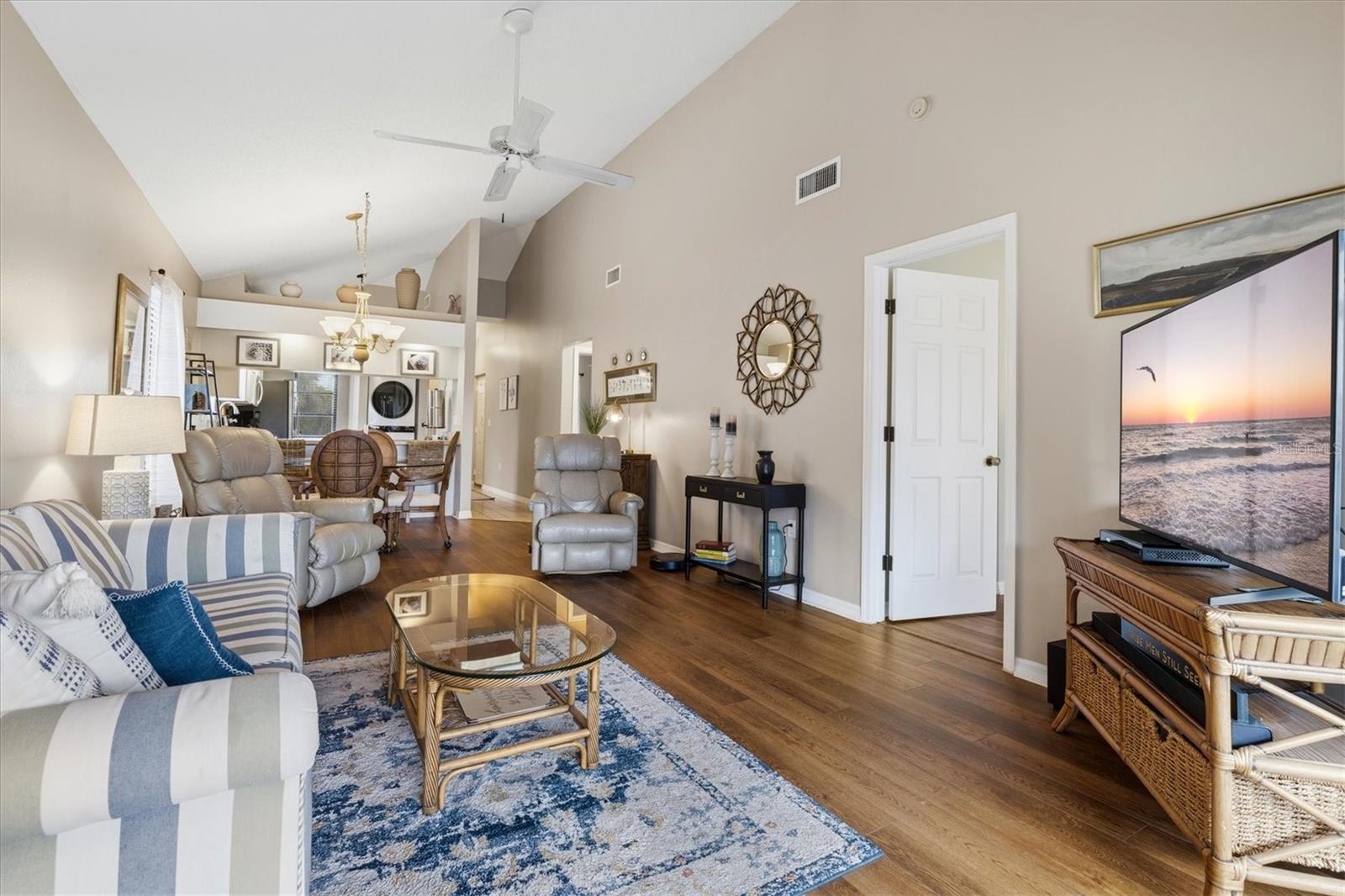 GOLFVIEW - Residential