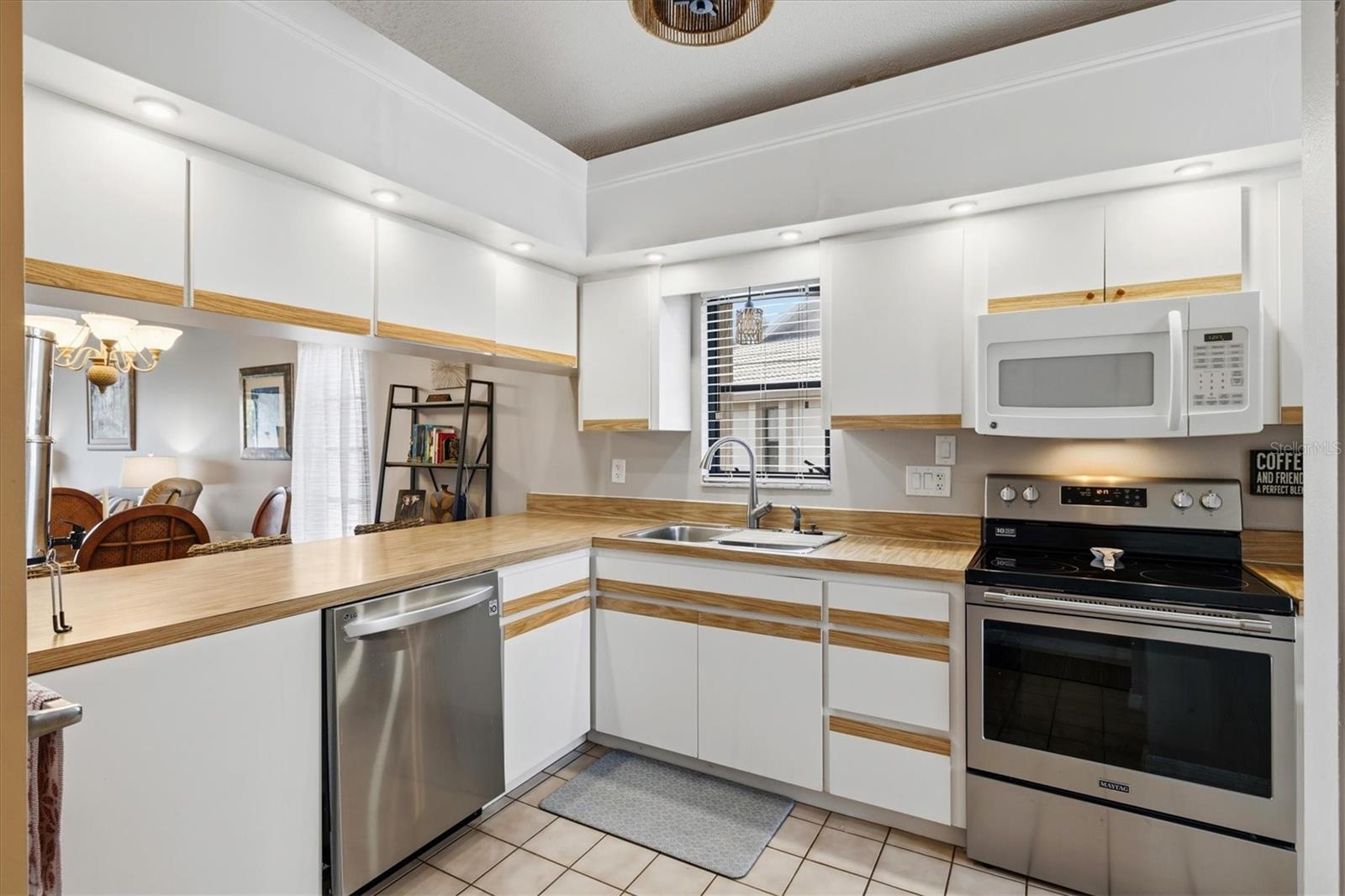 GOLFVIEW - Residential