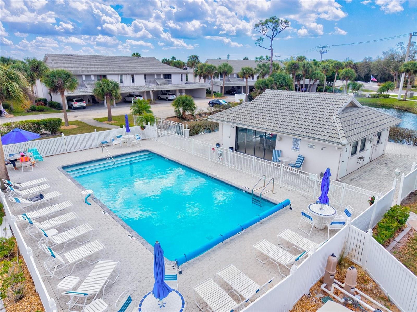 GOLFVIEW - Residential