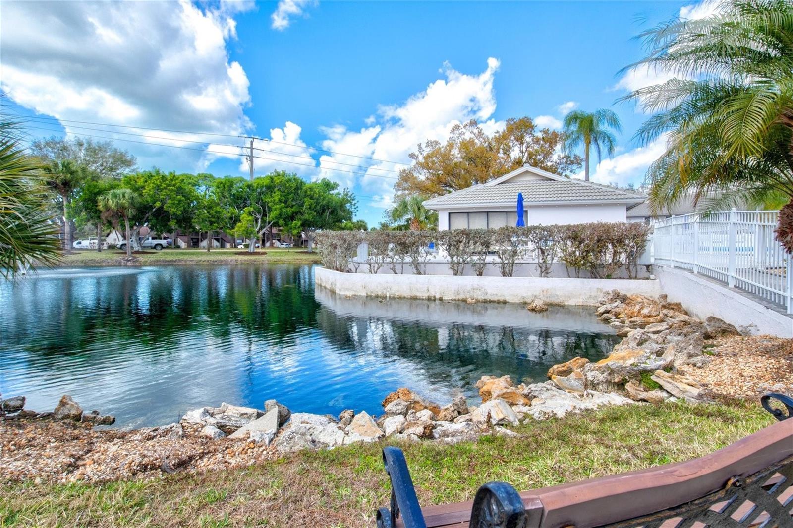 GOLFVIEW - Residential