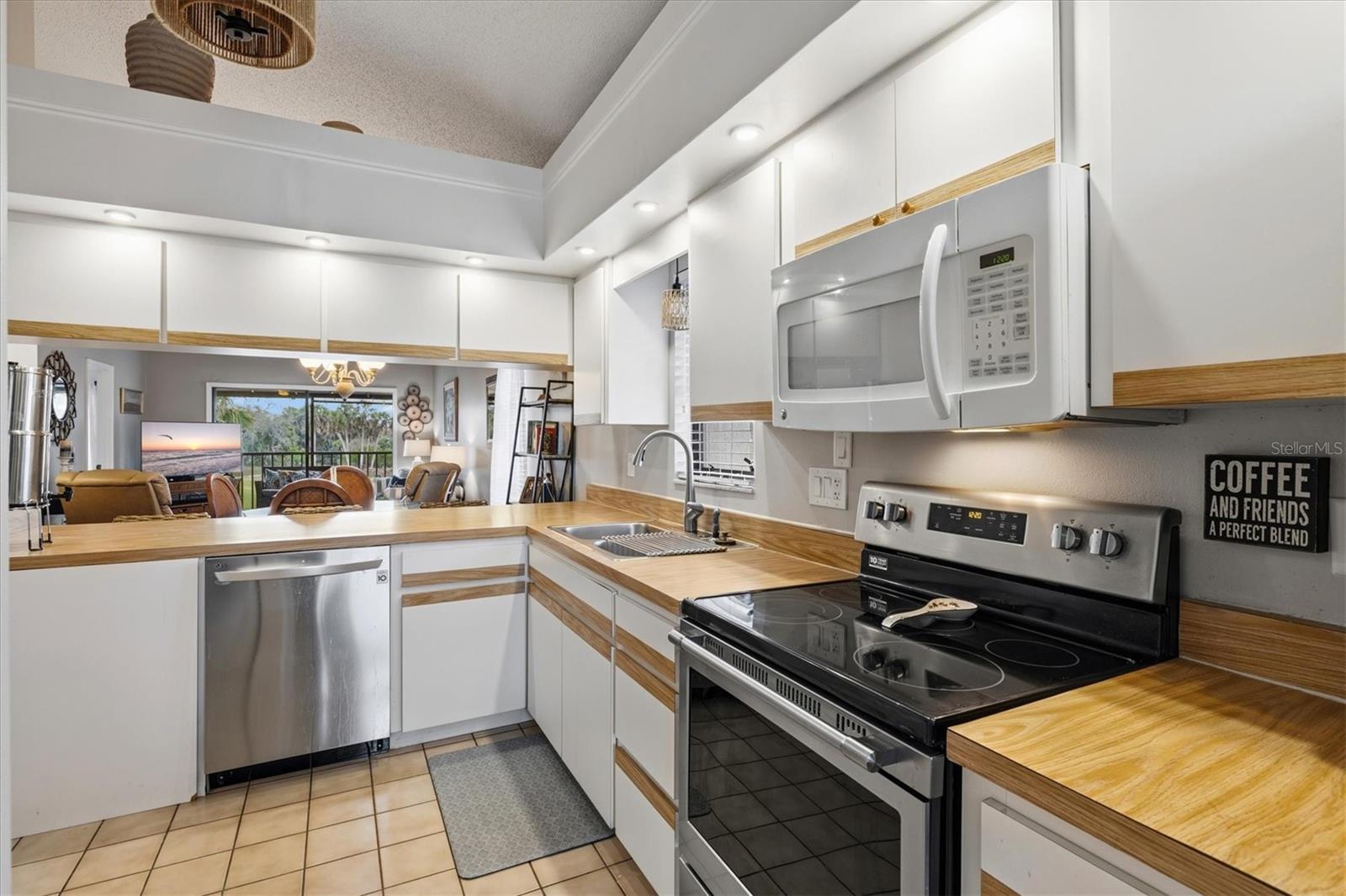 GOLFVIEW - Residential